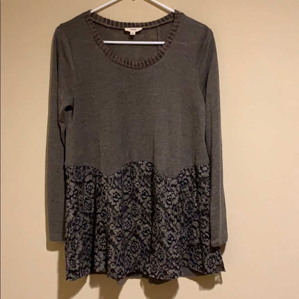 Oddy sweater